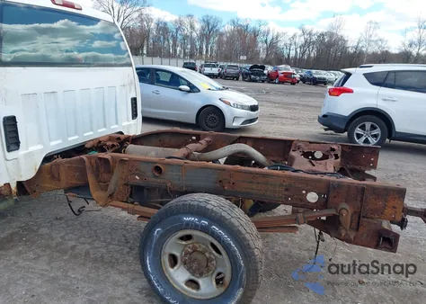 2004 GMC Sierra 2500Hd Work Truck z USA, uszkodzony, nr VIN 1GTHC23234F215720